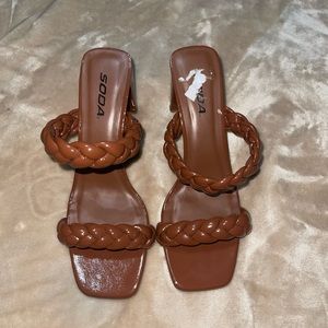 Brown braided straps high heels